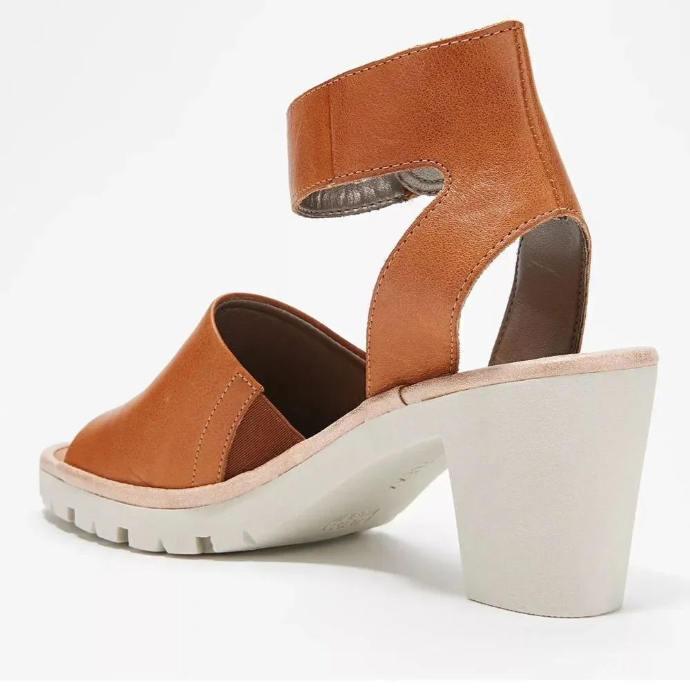 The Flexx Big Enough Leather Ankle Strap Heeled Sandals Size 10 Lug Sole - Picture 2 of 9